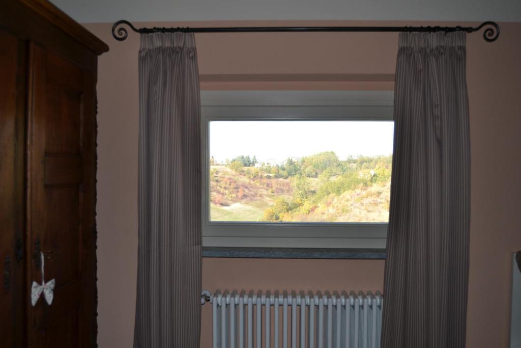 Agriturismo Costa Dei Platani Acqui Terme Rom bilde